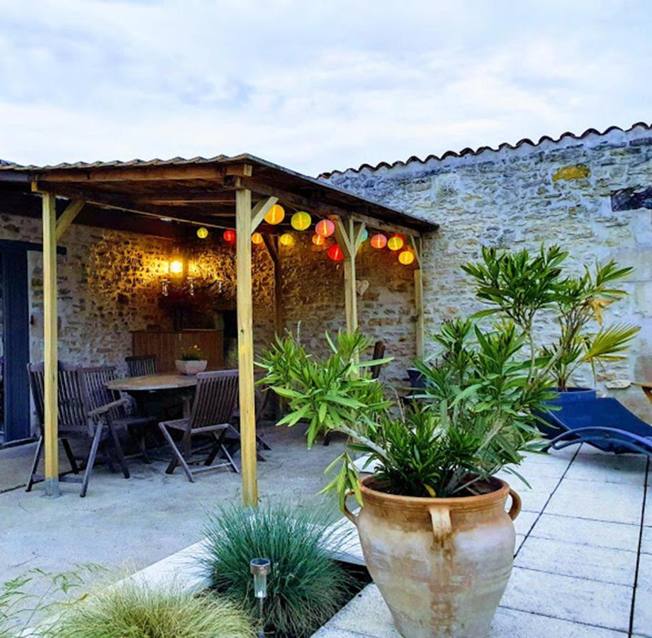 Bed and Breakfast Mas De La Piniere Mauprévoir Exteriér fotografie